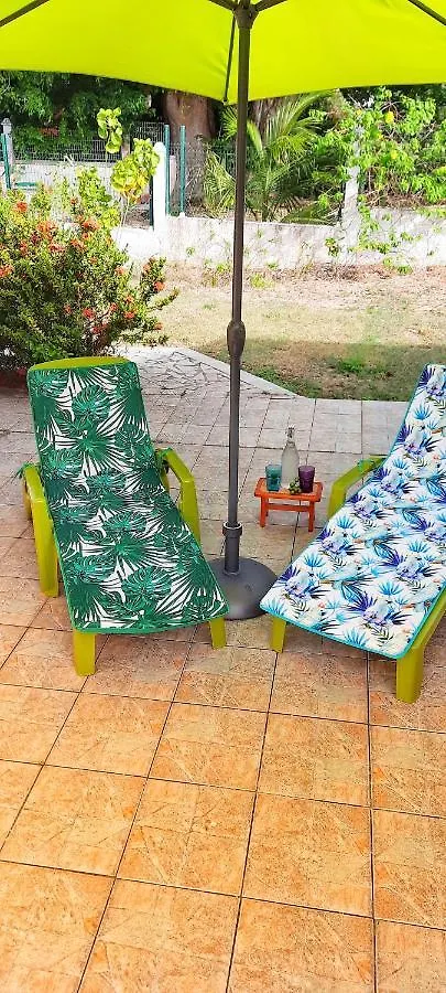 Casa de Férias Fleurs De Bambou Vila Le Moule Guadalupe